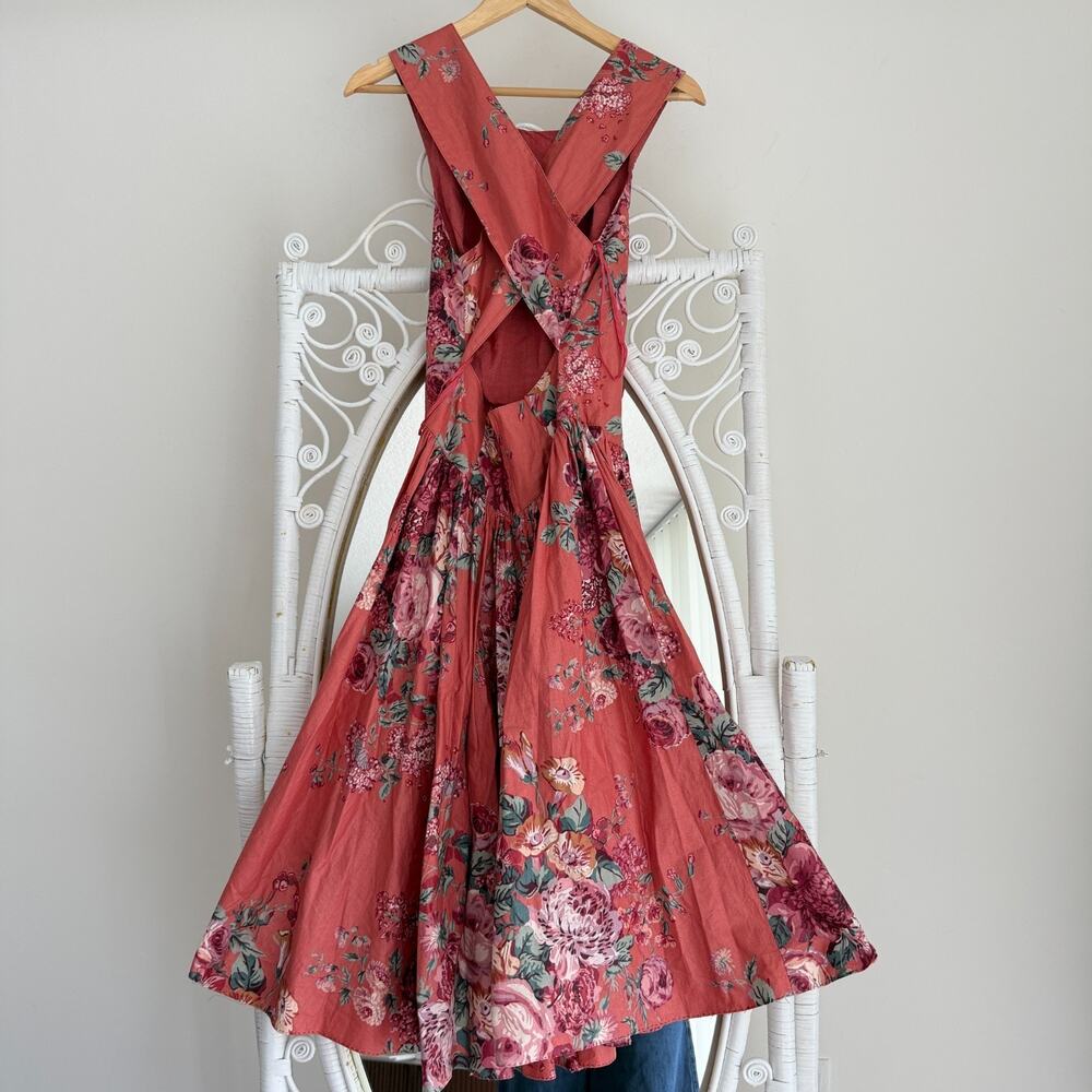 Vintage 90s Floral Dress Small Fit Flare Basque Waist Romantic Garden 50s Style - Picture 8 of 15